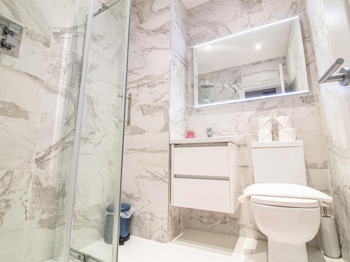 غلاسغو Modern 1Br Apartment In Heart Of West End المظهر الخارجي الصورة